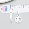 Antiek zilveren naaischaar hanger van legering voor DIY sieraden maken en hobbyprojecten - Antiek Zilveren Schaar Stijl (8706)