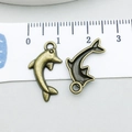 Delfin-Anhänger aus Antik-Bronze für DIY-Schmuck mit Maßstab zur Größenmessung - Delfin (20725)