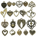 20 Stück antike Bronze Herz und Flügel Anhänger für DIY Halsketten und Schmuckherstellung - Herz-Stil / Antike Bronze