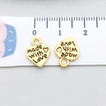 Goldener herzförmiger Anhänger mit 'Made With Love' Gravur, 12mm Legierung Anhänger - Antikgold Schriftherz (19993)