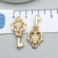 Paar vintage KC goudlegering holle hart sleutelhangers voor doe-het-zelf sieraden - Sleutel Stijl (21000) / 12*25mm
