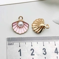 Pink starfish shell pendant with pearl inlay showing front and gold back dimensions - Shell / Pink