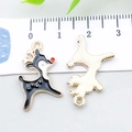 Pendentifs rennes de Noël en émail avec dorure et détails texturés pour bijoux DIY - Renne de Noël en Émail Noir (14270) / 14*21mm