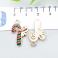 Pendentif canne à sucre de Noël en alliage doré avec émail rouge et vert et strass - Canne en Sucre de Noël en Émail Rouge (21059) / 22*14mm