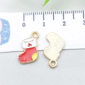 Pendentifs chaussettes de Noël émaillés pour bijoux DIY avec guide de mesure - Chaussette de Noël en Émail Rouge (21064) / 15*13mm