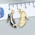DIY bedels in de vorm van hoge hakken in zwart, wit en goud emaille voor het maken van sieraden - Zwart Emaille Strik Hoge Hakken