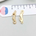 Golden vintage alloy seahorse pendants for DIY jewelry making and keychains - KC Gold Seahorse Style (18266) / 7*23mm