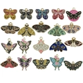 Lot de 20 pendentifs papillons colorés en émail et alliage pour bijoux DIY - Série de 20 papillons mélangés (SN799)