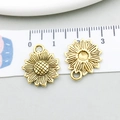 Zwei vintage goldene Sonnenblumen-Anhänger mit Maßstab für DIY Schmuckherstellung - Antikgold Sonnenblumen-Stil (20465)