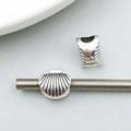 Silver scallop shell alloy bead for DIY bracelets featuring a detailed textured surface - 11*11mm / Antique Silver Shell Large Hole Bead (11419)