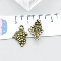 Pendentifs de raisins en bronze antique pour colliers et bracelets DIY en zinc allié - Raisins Bronze Antique (20778) / 12*18mm