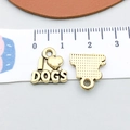 Ciondolo cane dorato in lega con incisione I Heart Dogs e misura di 1,5 cm di larghezza - I Love Dogs Letter (20555)