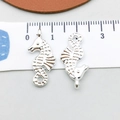 Polished silver seahorse pendant charm for DIY jewelry making measuring 2.8cm - Bright Silver Seahorse (20689)