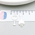 Silberner Weinglas-Anhänger für DIY-Schmuck mit 20mm Skala-Lineal zur Größenmessung - Hellsilber Weinglas (20802)