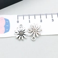 Antique silver sunflower alloy pendant for DIY jewelry making shown with measurements - Antique Silver Daisy (15720)