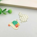 Enamel Mother's Day charm with a red rose and Proud Mama banner for DIY jewelry - Diamond Style (18543)
