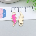 Pink enamel lightning bolt charm in gold-plated alloy for DIY jewelry making - Rose Red (12483)