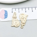 Set of two KC gold cat-shaped alloy charms with intricate swirl texture and 2cm height - Circle Cat Style (20623)