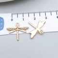 Pendentifs libellule dorés en alliage avec ailes détaillées pour création de bijoux - Libellule Or KC (20134) / Or KC