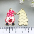 Emaille kabouter hanger met roze hartjeshoed en gouden afwerking voor DIY sieraden - Rozerode Valentijnsdag Gnoom