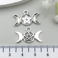 Antique silver alloy triple moon goddess charm with pentagram, 3.5cm wide jewelry piece - Triple Goddess Moon (21424)
