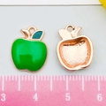 Pendentif pomme verte en alliage plaqué or rose pour la création de bijoux DIY et bracelets - Pomme en Émail Vert (22176)