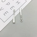Coppia di ciondoli a forma di mazza da baseball in argento per gioielli fai-da-te - Mazza da Baseball Sottile Argento Antico (4x35mm)