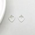 Paire de breloques en forme de cœur creux en alliage d'argent antique pour bijoux DIY - Petit Cœur Ajouré (13336)