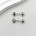 Détail de pendentifs haltères argentés antiques pour bijoux de sport DIY - Haltère de sport en argent antique (9014)