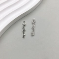 Ciondoli Cheerleader in argento per gioielli, vista fronte e retro con texture - Lettera Inglese Sportiva Cheerleader / 27*4mm