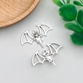 Zilveren vleermuishangers met opengewerkt ontwerp voor Halloween DIY-sieraden maken - Grote Vleermuisvorm (10856)