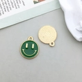 Pendentifs smileys en émail vert et alliage doré avec dos texturé pour création bijoux - Forme de Visage Souriant Rond (13960)