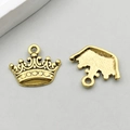 Vintage antique gold alloy crown pendant charms with embossed texture for DIY jewelry - Antique Gold Large Crown (11102)