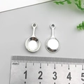 Silver miniature frying pan charms made of alloy for DIY jewelry and crafts making - Antique Silver Mini Pan (10*21mm)