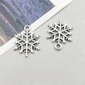 Antique silver alloy snowflake pendant for Christmas DIY jewelry making accessories - Christmas Snowflake (8393)