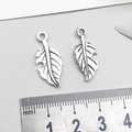 Antik-silberner Blatt-Anhänger aus Legierung für DIY-Schmuck mit Blattadern - Blatt-Stil (6004)