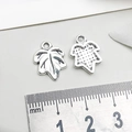 Silberner Hohlblatt-Anhänger aus Legierung mit Blattadern für DIY-Schmuck - Blatt-Stil (11230)