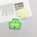 Pendentif trèfle vert avec lettrage LUCK doré pour la création de bijoux DIY et boucles - Trèfle LUCK en Émail Vert (25*23mm)