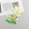 Pendentif trèfle émaillé de la Saint-Patrick avec lutin et bière, dos doré - Trinquer en Émail Vert (35*26mm)