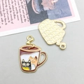 Ciondoli gatto in tazza di caffè in smalto con finitura dorata in stile vintage - Tazza Caffè Smalto Marrone Gatto (18086)