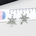Antique silver snowflake alloy pendants for DIY jewelry making and Christmas ornaments - Christmas Snowflake (8389) / 15*20mm