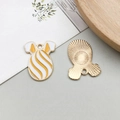 Enameled Easter egg rabbit ear pendant in yellow and white spiral stripe alloy - Yellow Striped Pattern (18598)