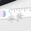 Antique silver alloy snowflake charms for DIY jewelry making, 2cm diameter size - Christmas Snowflake (14026) / 13*19mm