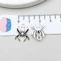 Antiek zilveren spinnenhanger voor sieraden met voor- en achteraanzicht op schaal - Spin (B110) / 14x18mm