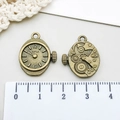 Antiek bronzen zakhorloge hangers met mechanisch uurwerk detail voor DIY-sieraden - Antieke Bronzen Horloge (7035)