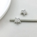 Makroaufnahme von Vintage-Silber Seestern-Anhängern mit Punktstruktur für DIY-Schmuck - Seestern-Stil (6659) / 1 Stück (13*14mm) / Antiksilber