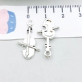 Silver antique violin pendant for DIY jewelry making, 25mm music instrument charm - Antique Silver Violin (10793) / 14*23mm
