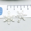 Colgante de copo de nieve plateado 2,1cm accesorio de joyería DIY para pulseras - Clásico Estilo de Copo de Nieve de Navidad (20030)