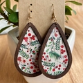 Christmas water drop earrings with wood frame and floral cork inlay on kraft paper card - Christmas Botanical Floral (9)