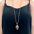 Halskette mit Totenkopf-Anhänger und roten Zirkonaugen im Gothic-Punk-Stil auf Silberkette - Totenkopf-Stil (2)